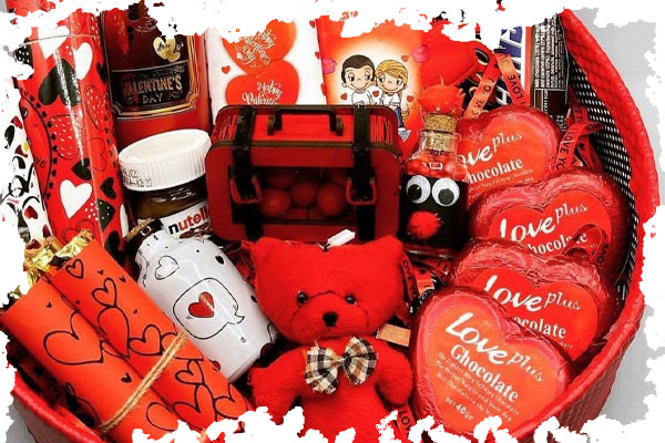 خرید پک خوراکی برای هدیه دوست