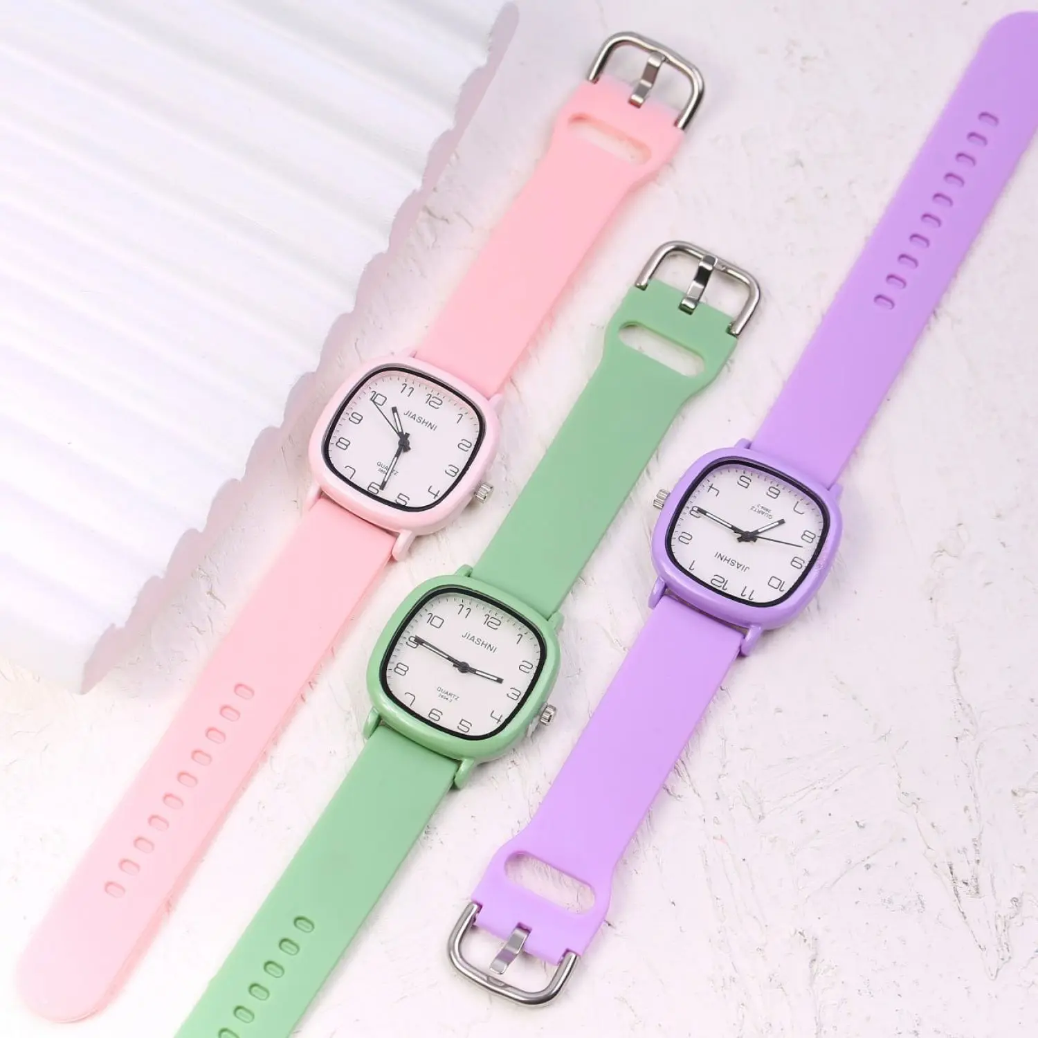 ساعت مچی بند سیلیکونی مربع